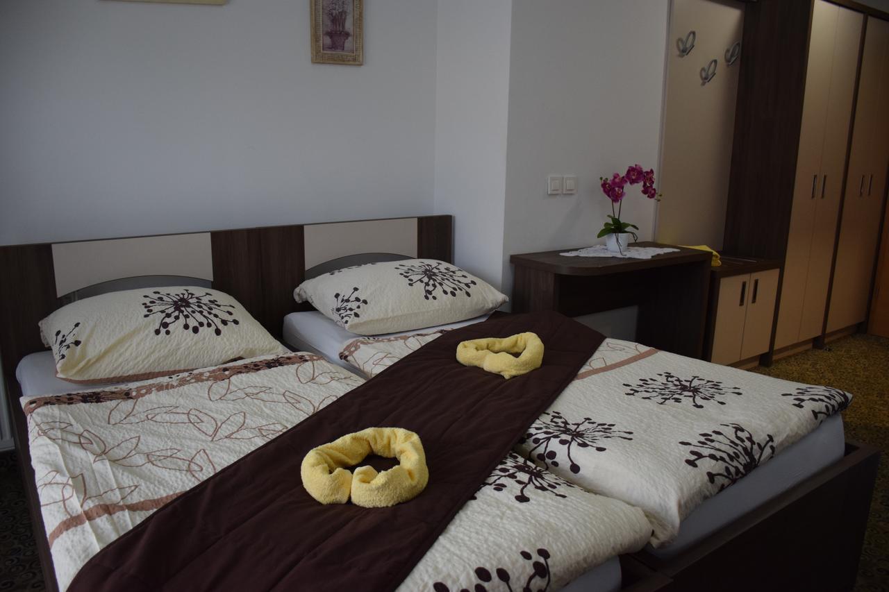Hostel Novak Νόβο Μέστο Εξωτερικό φωτογραφία