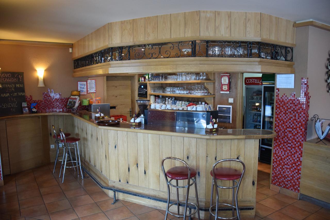 Hostel Novak Νόβο Μέστο Εξωτερικό φωτογραφία